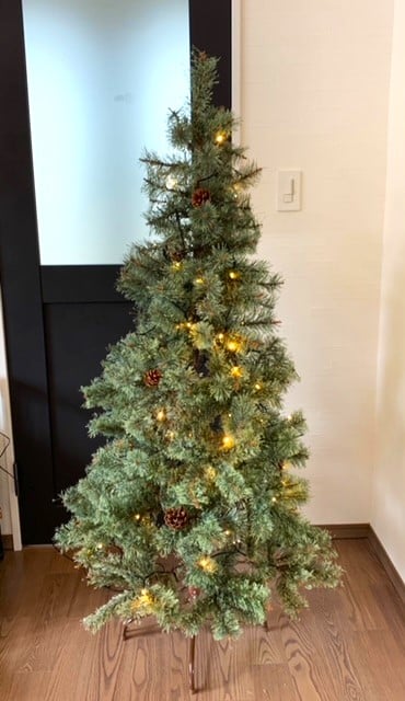 ジュールレンケリのクリスマスツリー
LEDライト
